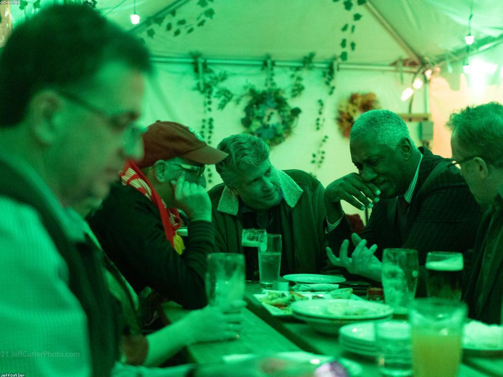 ផលប៉ះពាល់នៃសារព័ត៌មានថ្មីៗលើការប្រាស្រ័យទាក់ទង