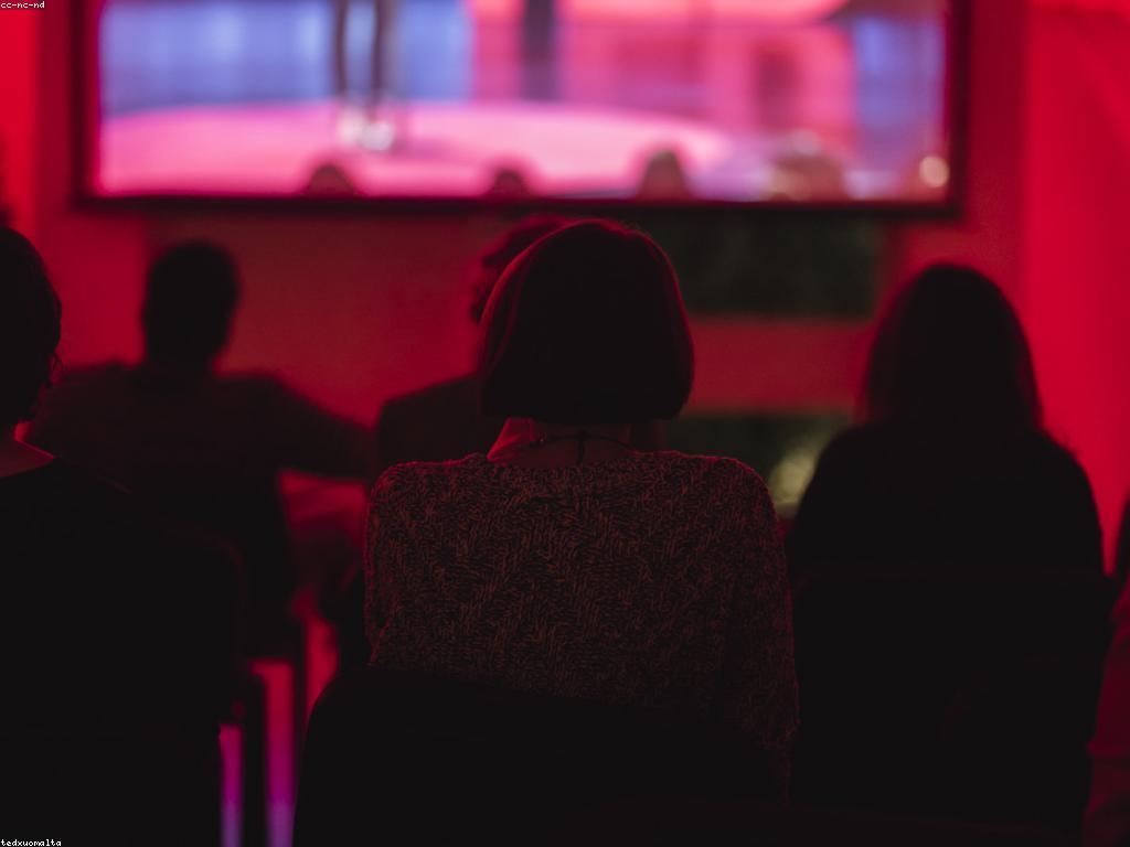 សារព័ត៌មានថ្មីៗ: ការប្រកួតប្រជែងនៃព័ត៌មានសម័យថ្មី