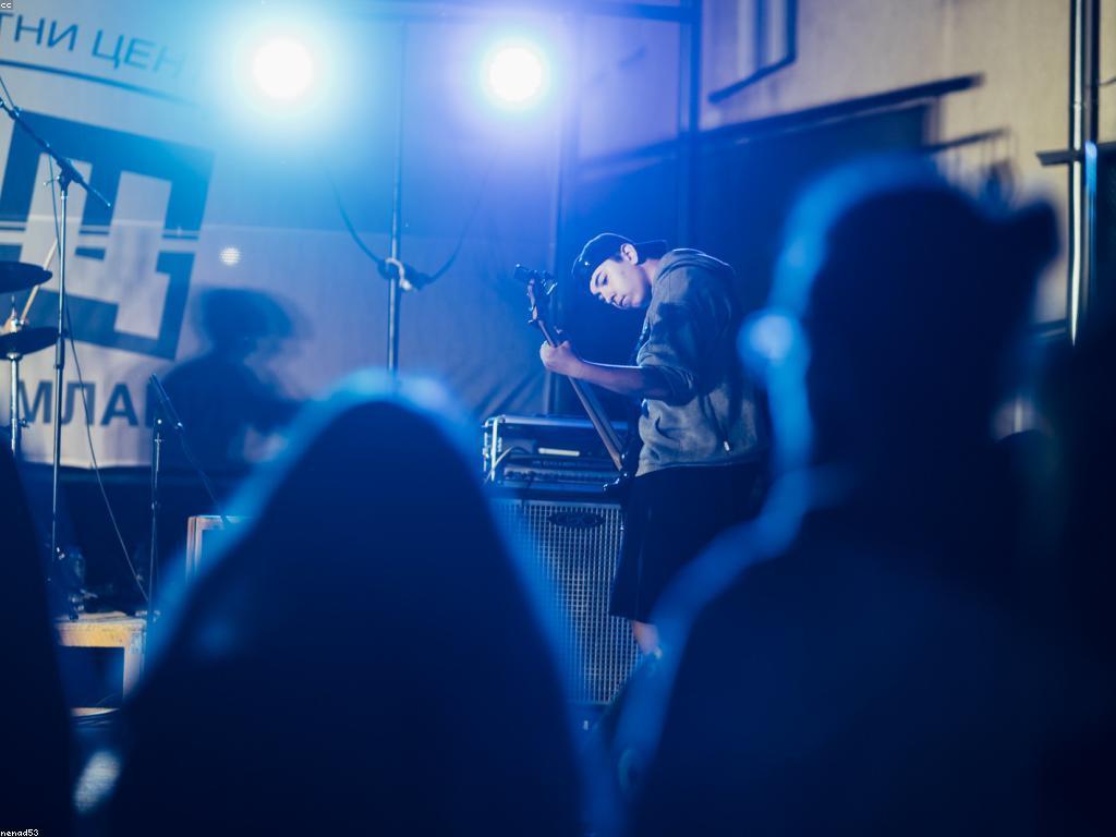 គន្លងស្វាគមន៍: ភាពចំរូងចំរាសន៍នៃកម្សាន្តជាមួយក្តីស្រមៃ